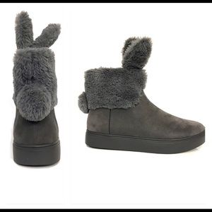 ⚡️FLASH SALE⚡️CUTE Bunny Ear Booties Winter cozy!!